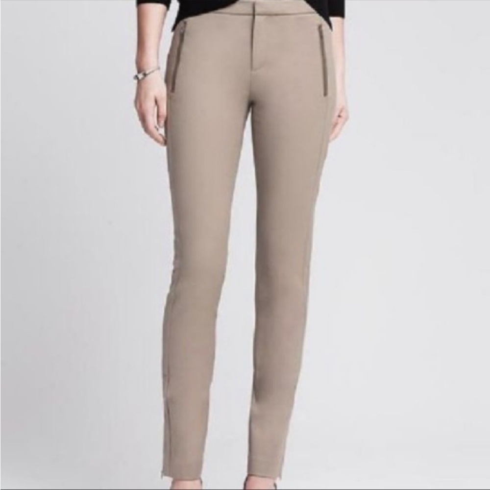 NWT beautiful & classy Banana Republic Addison Fit straight ankle zipper pants  